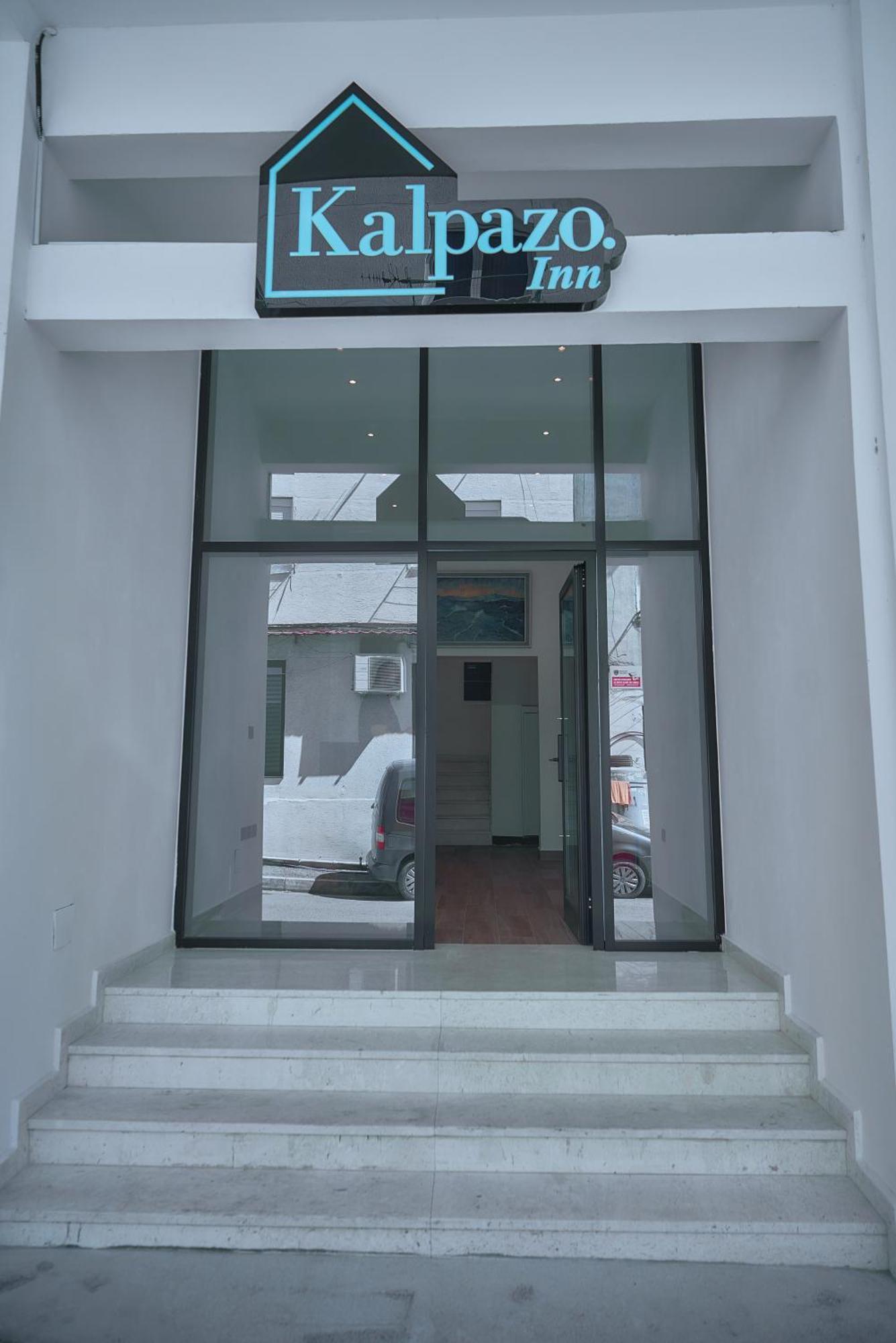 Kalpazo Inn ติรานา ภายนอก รูปภาพ